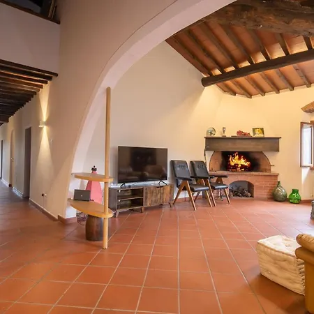 Casale La Monta By Vacavilla Villa